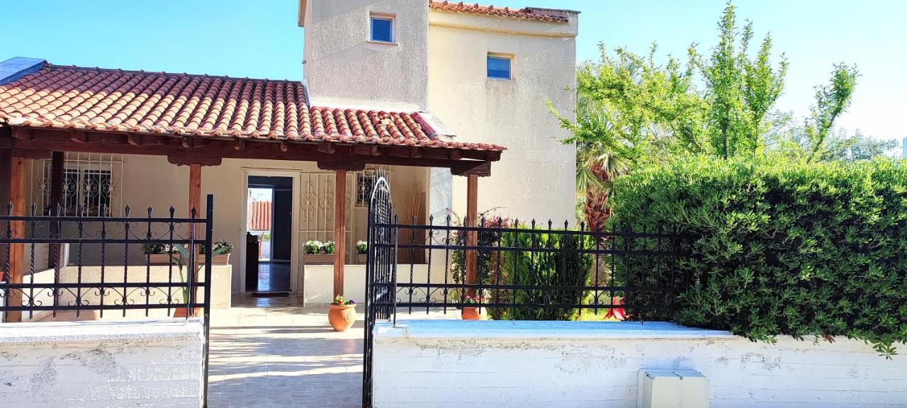 Villa Βianca In Sithonia Gerakini Exterior foto
